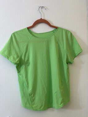🍋 2/40 Lululemon Lightweight Stretch Running Short Sleeve Shirt Scream Green L